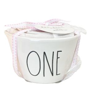 NEW VHTF💖Rae Dunn w/Pink Interior Measuring Cup Set/4